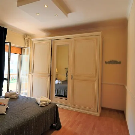 Holiday home Casa Vacanze Marinaio A *